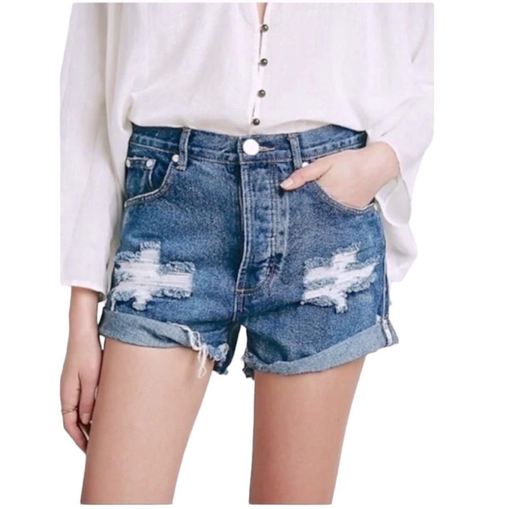 ONE Teaspoon x Free People Outlaw Distress Long‎ Rise Denim Shorts size 2